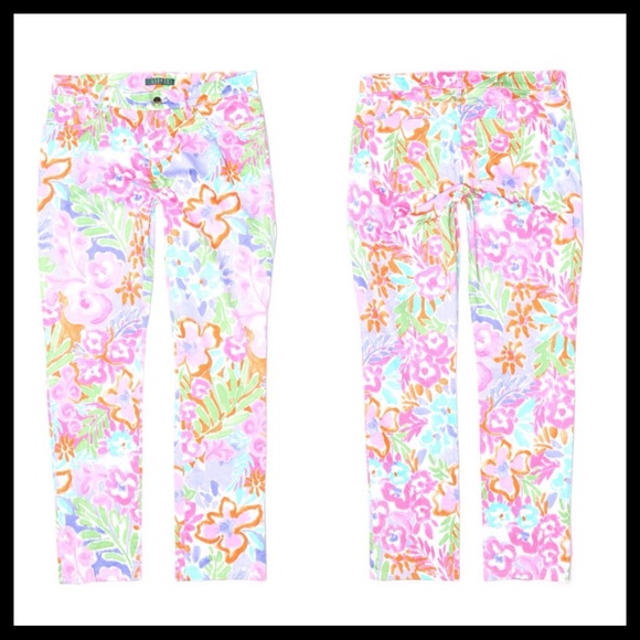 Lauren Ralph Lauren Denim - 💥HOST PICK💥Adorable Ralph Lauren Floral Jeans